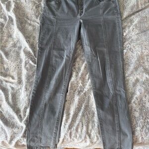 American Eagle Outfitters Women's Straight Leg Jeans in Charcoal